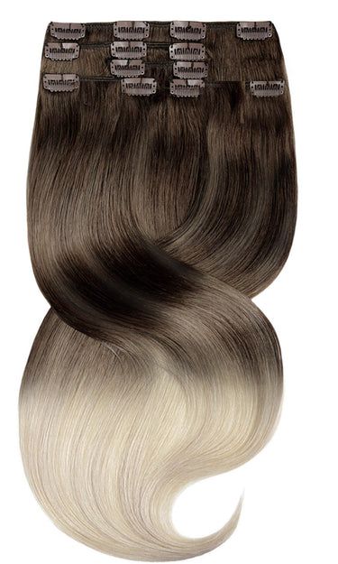 Close-up of the glossy balayage blend from Chocolate Dark Brown to Light Blonde, 100% human hair – Rubin Extensions®